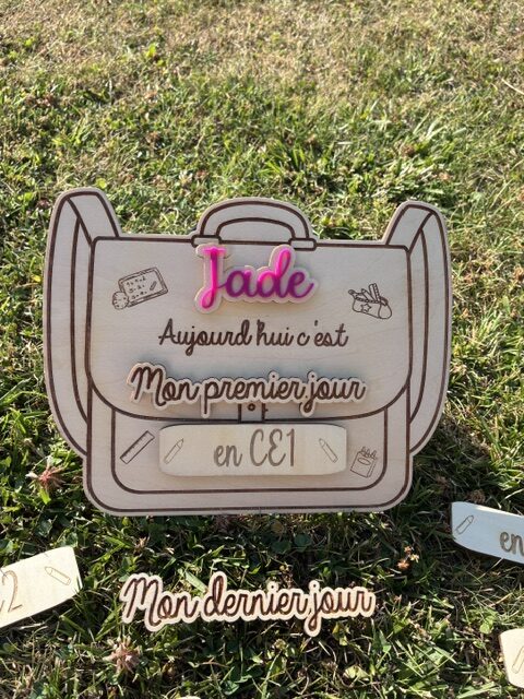 Pancarte en bois personnalisée – Premier jour de classe 📚✨